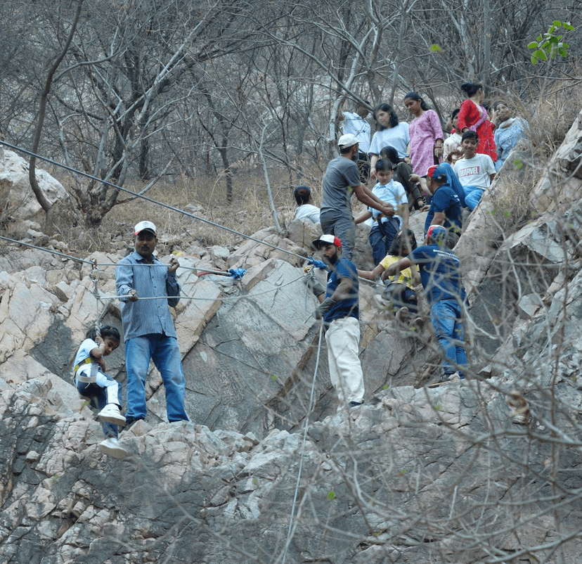 MOUNTAINEERING