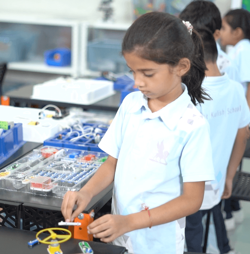 Tech Lab Grid